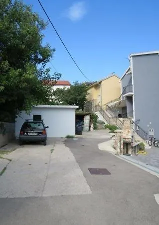 Apartment In With Terrace, Air Condition, Wifi, Washing Machine